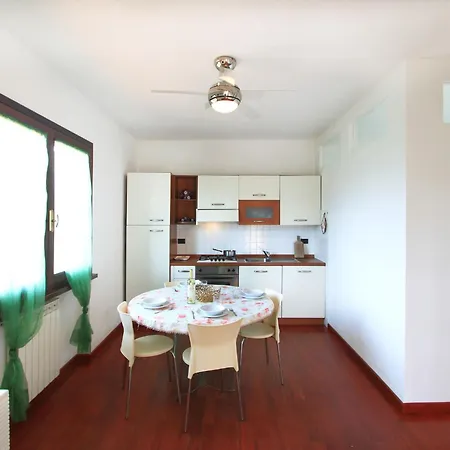 Apartman Sara By Interhome